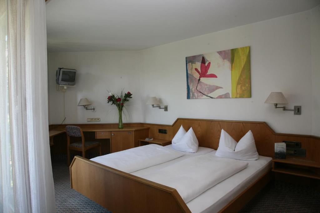 Hotel Mohren Ochsenhausen Oda fotoğraf